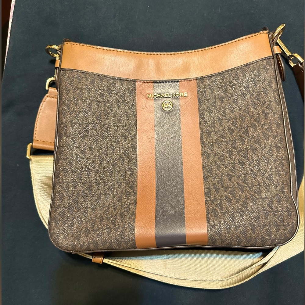 Michael Kors crossbody